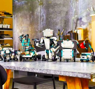 مدارس المستقبل LEGO Mindstorms