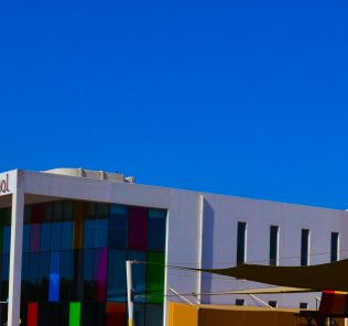 Photograph of the entrance to Dove Green School in Dubai taken in November 2020