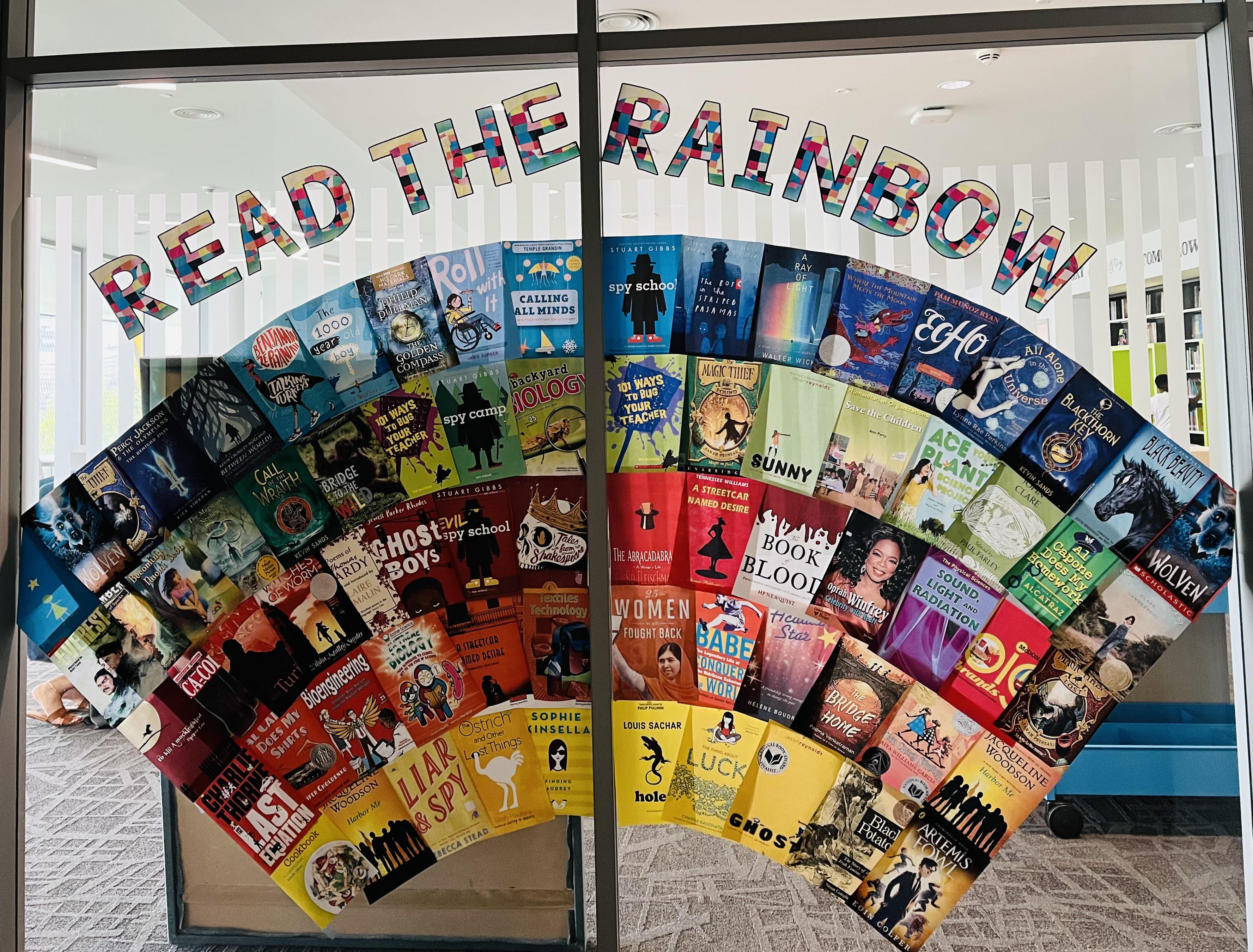 Die Freude am Lesen wurde mit Büchern lebendig, die beim Arcadia School Festival of Schools in Dubai im Mittelpunkt standen