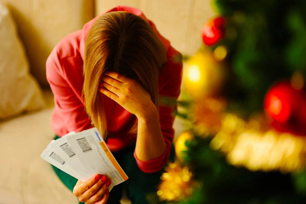 الخوف من إلغاء عيد الميلاد بسبب ذعر جديد من فيروس كوفيد يصيب والدي الإمارات العربية المتحدة ودبي