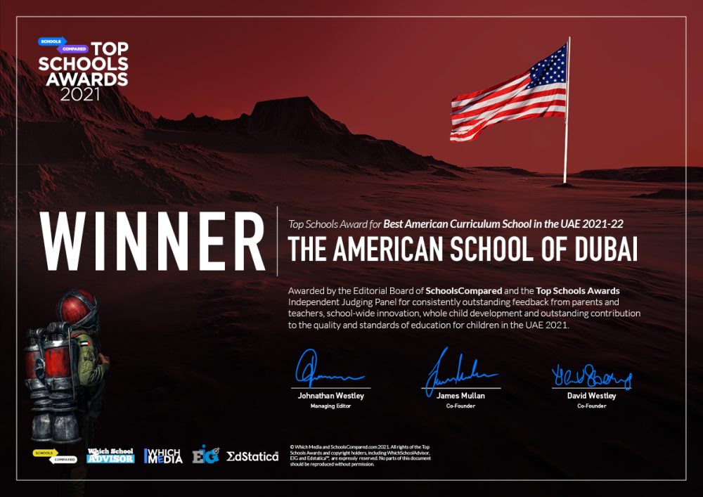 حصلت المدرسة الأمريكية في دبي على جائزة SchoolsCompared.com لأفضل مدرسة لأفضل مدرسة منهاج أمريكي في الإمارات 2021-22