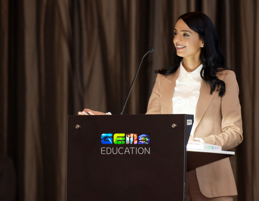 Dr. Saima Rana Chief Education Officer von GEMS Education Das SchoolsCompared.com-Interview